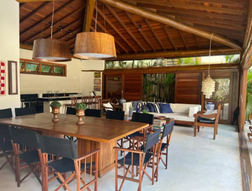 Casa espetacular na Praia do Forte!