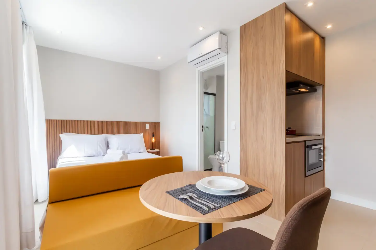 ¡Piso en el corazón de Campo Belo! Aire acondicionado, piscina y wifi
