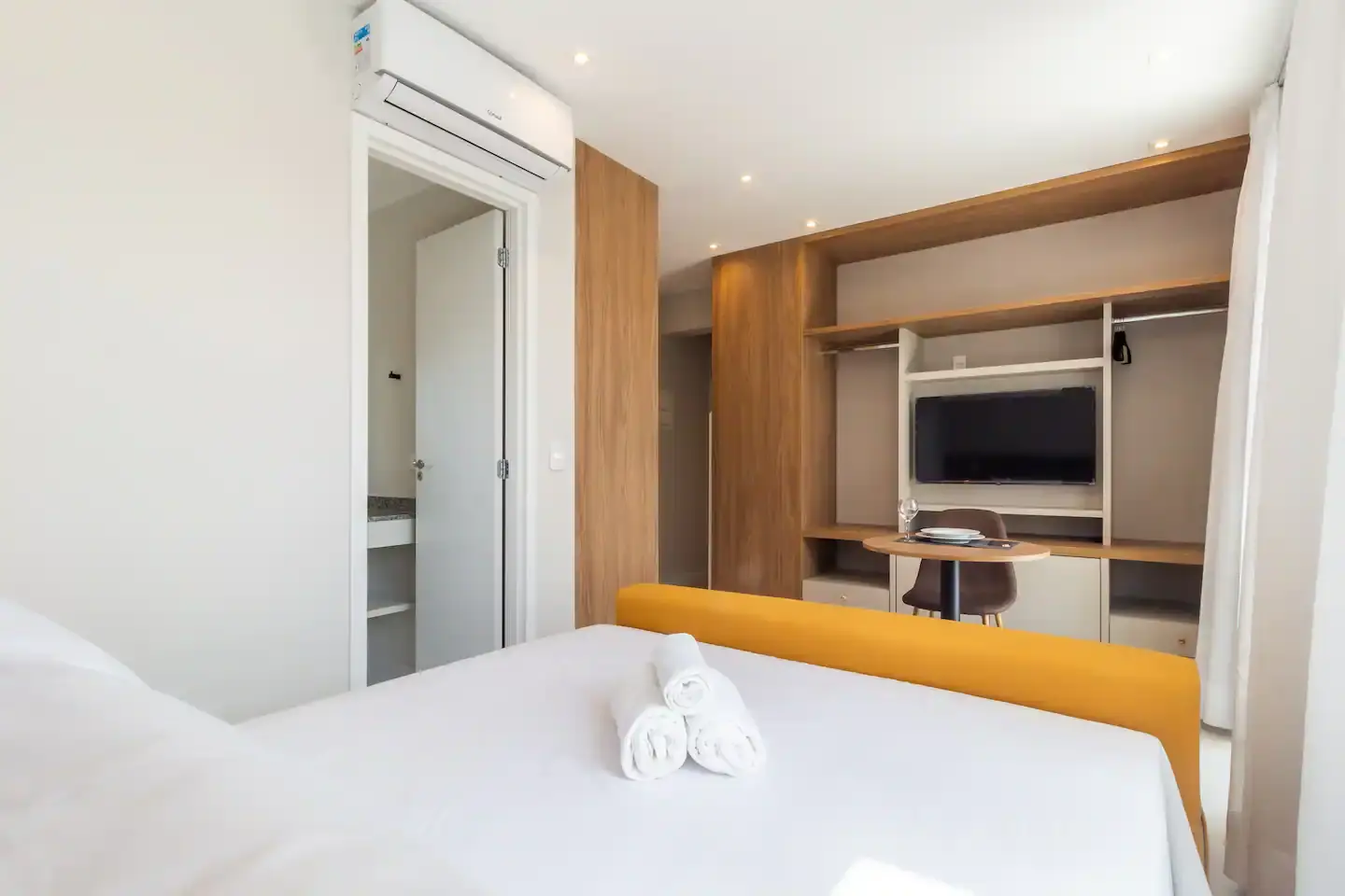 ¡Piso en el corazón de Campo Belo! Aire acondicionado, piscina y wifi