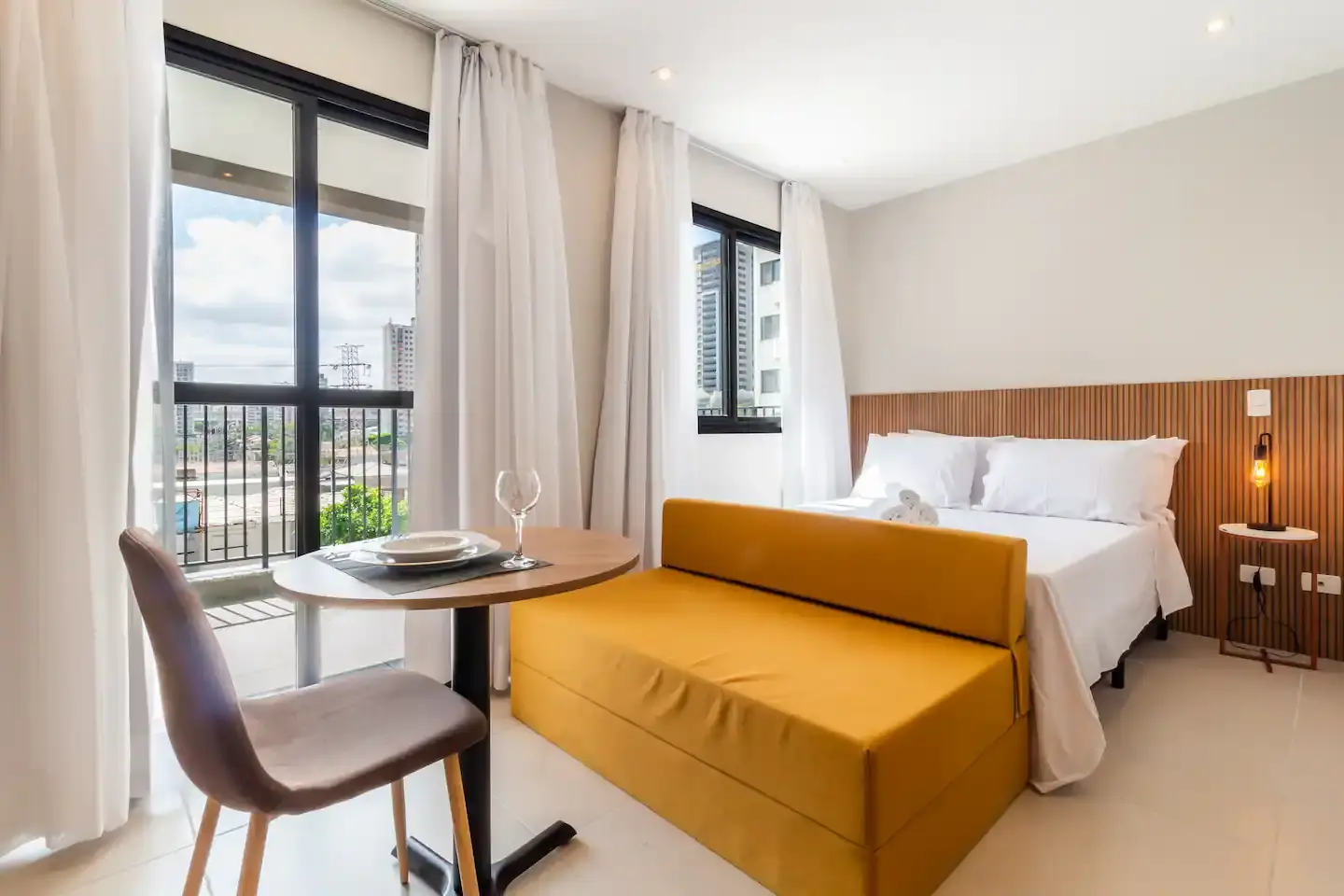 ¡Piso en el corazón de Campo Belo! Aire acondicionado, piscina y wifi