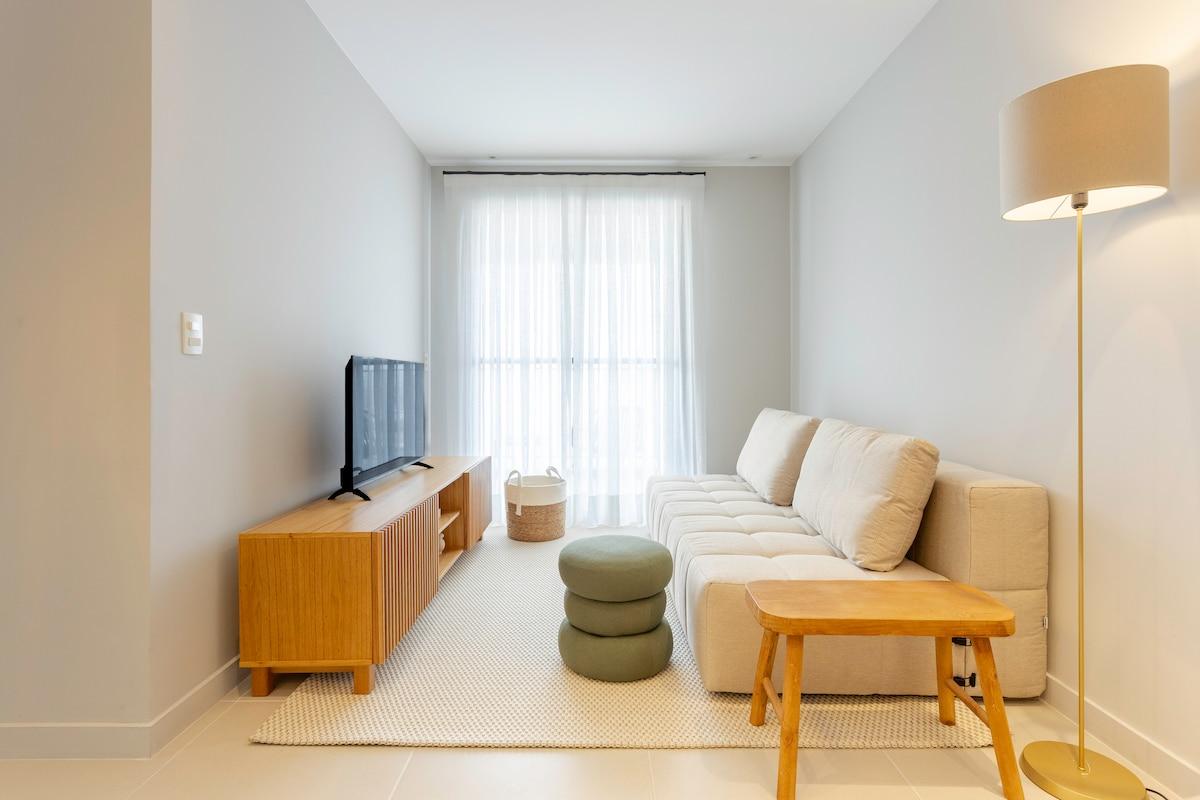 2-Bedroom Apartment with Suite in Vila Mariana, Parking and Gym