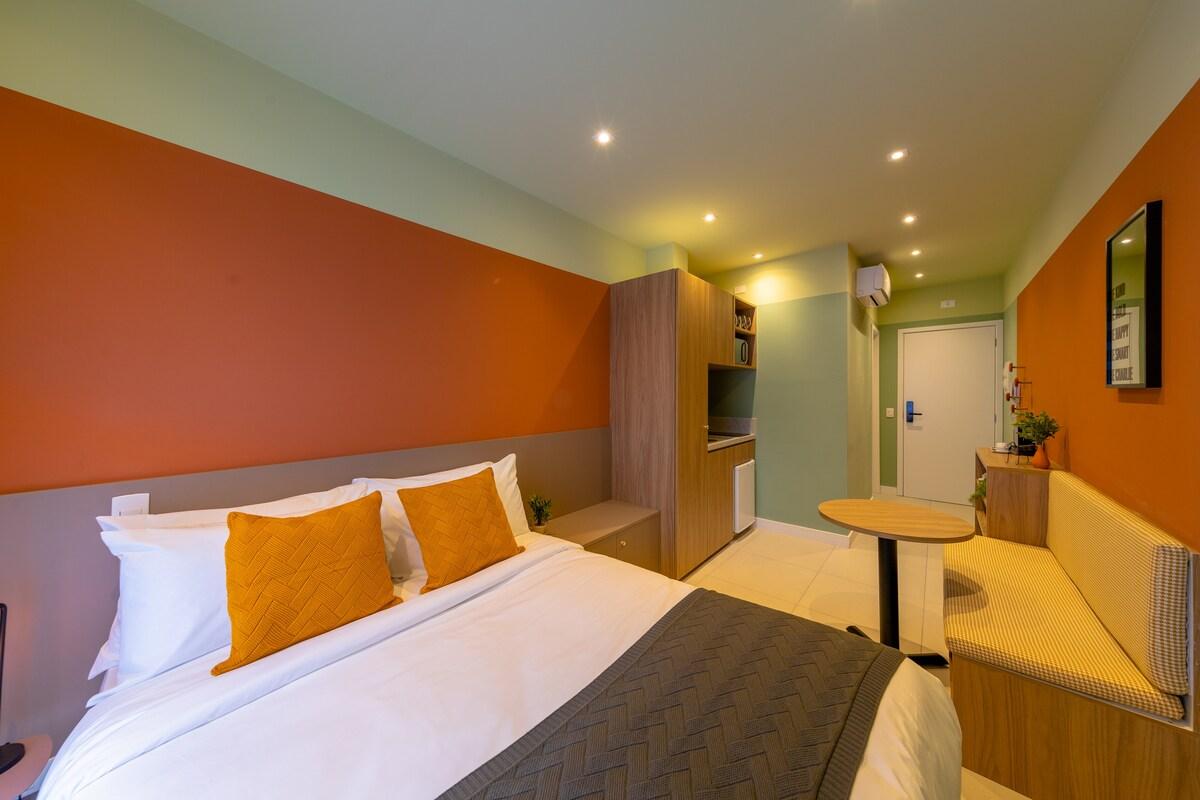 Cozy Studio in Campo Belo with Pool and Gym