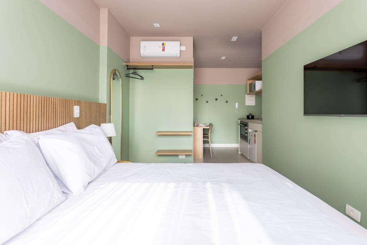 Apartamento no Campo Belo com Piscina, Academia e Varanda