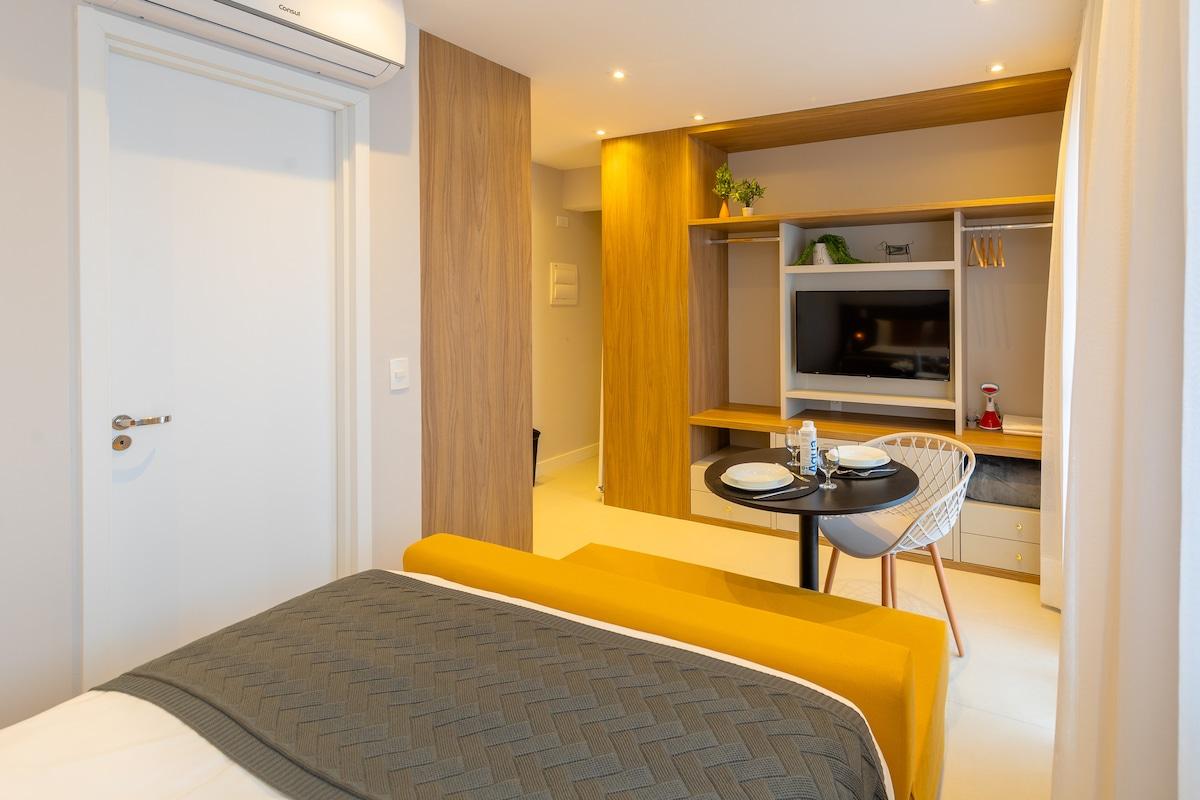 Apartamento para 4 Pessoas com Piscina e Academia perto do Metrô
